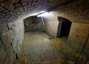 Keller des Sinai Haus
